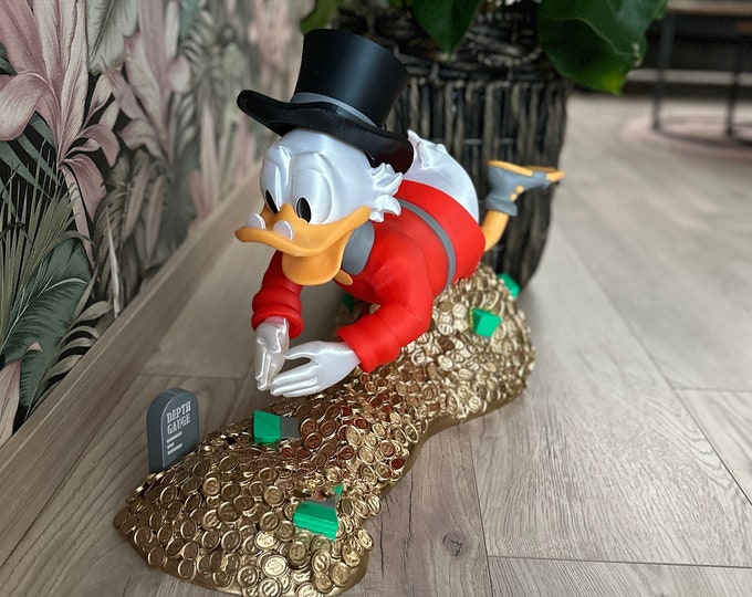Dive into Adventure with Swimming Scrooge McDuck (60 cm)!