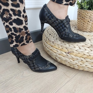 Genuine Leather Custom Shoes, Heel Height Party Ladies Unique Shoes, leather shoes women