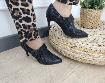 Genuine Leather Custom Shoes, Heel Height Party Ladies Unique Shoes, leather shoes women