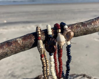 Conjunto de pulseiras elásticas com contas de vidro em formato de concha | Estilo praiano