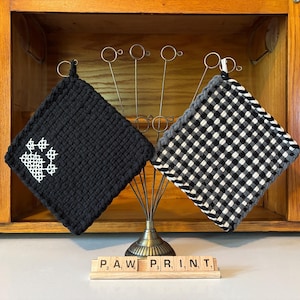 potholders (set of 2), eco-friendly, handmade, loomed, embroidered, paw print, gingham