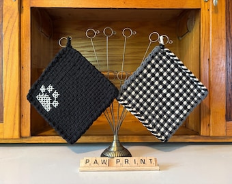 potholders (set of 2), eco-friendly, handmade, loomed, embroidered, paw print, gingham