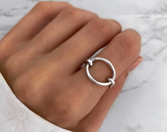 Ellipse ring, sterling silver, Birthday ring , Unique daily ring,  Unique Ring, Chunky ring , Israel Jewelry , Israeli artist, minimal ring