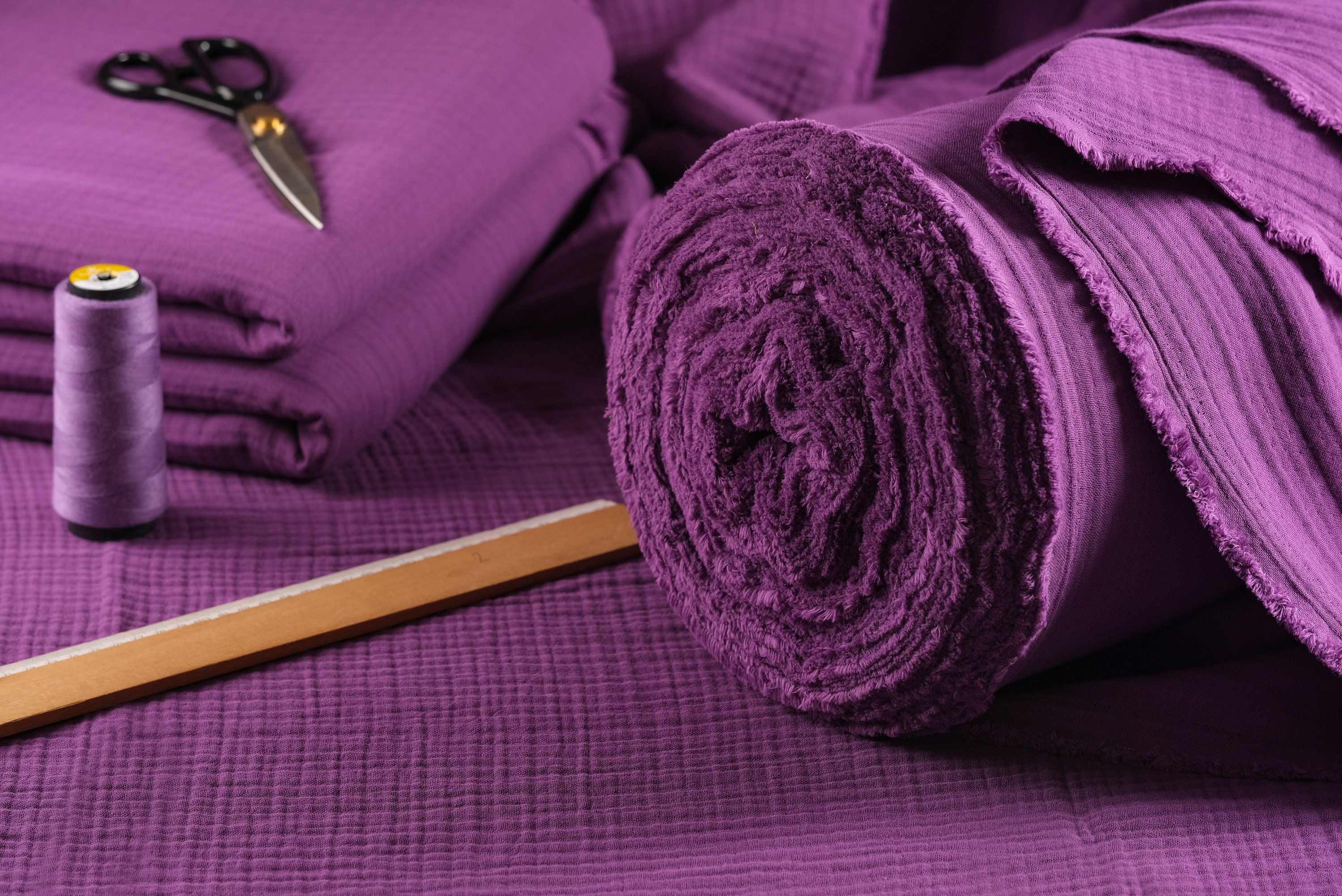 4 Layer Muslin Crinkle Gauze Fabric, Perfect for Swaddles, Baby