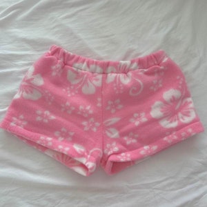 Champion daisy shorts deals