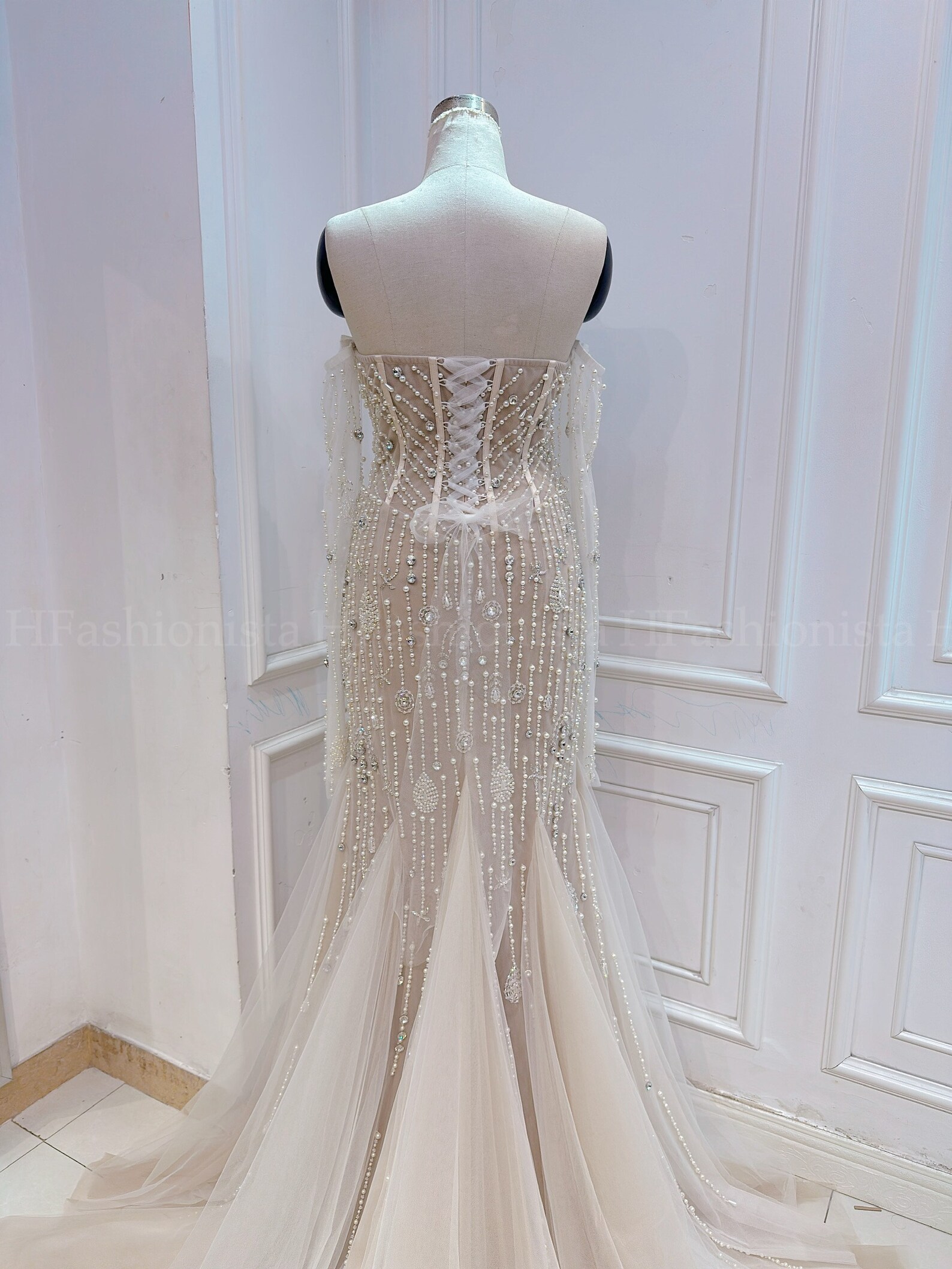 Two-in-One Mermaid Wedding Dress with Heavy Beading & Detachable Design