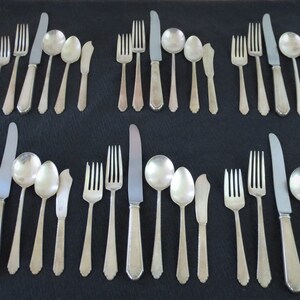 Lunt william and mary sterling silver flatware deals