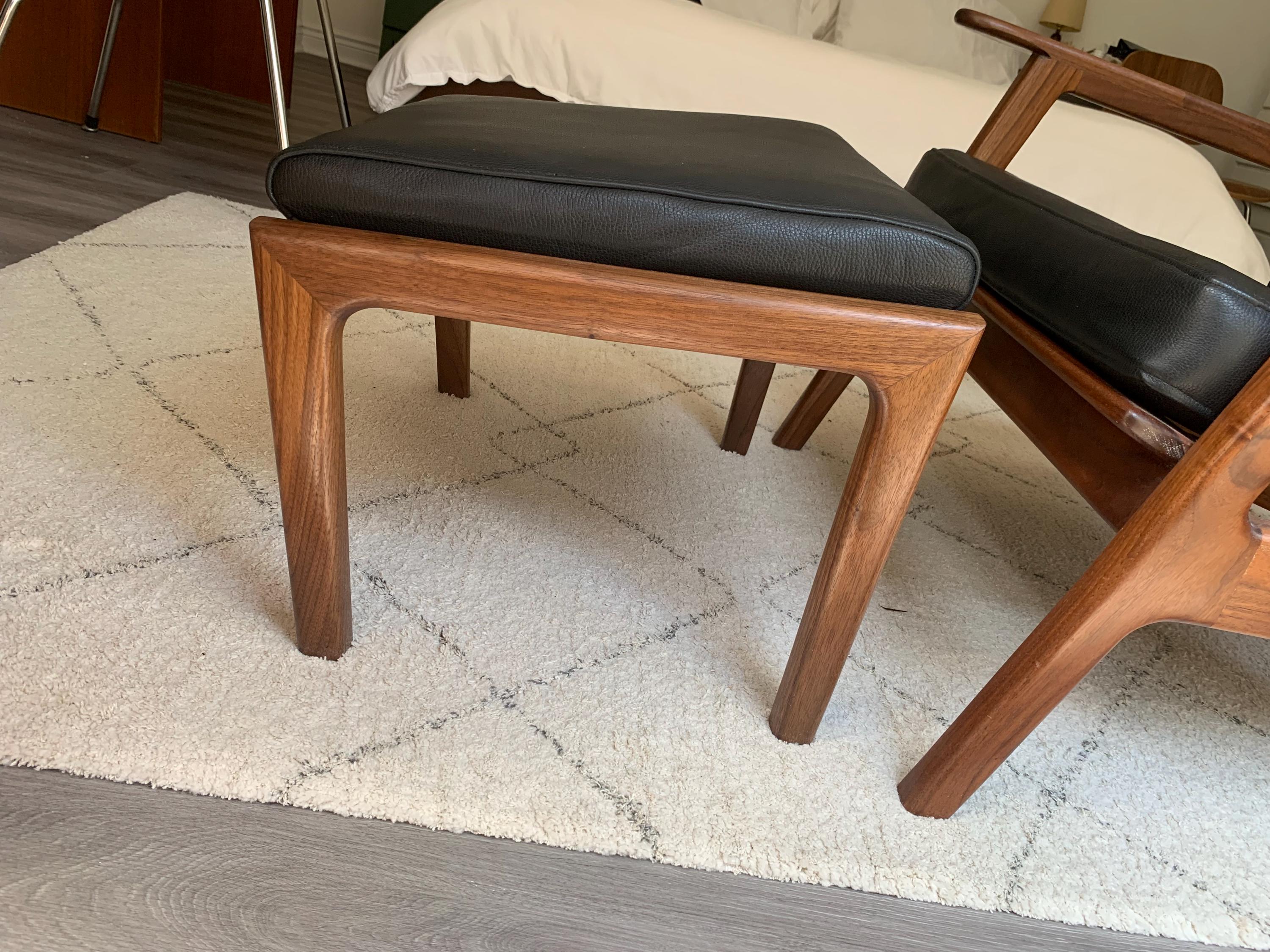 Mid Century Chair With Ottoman UK