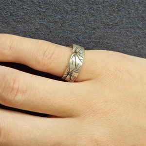 Ring Daucus carota silver 925 with rolled structure blackened width 6.5 mm