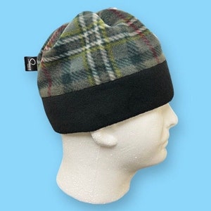 Fleece Beanie Retro Flannel Winter Hat Striped Gift for Skier Gift for Snowboarder Beanie Retro Warm Winter Hat Cozy Beanie Seeker Supply
