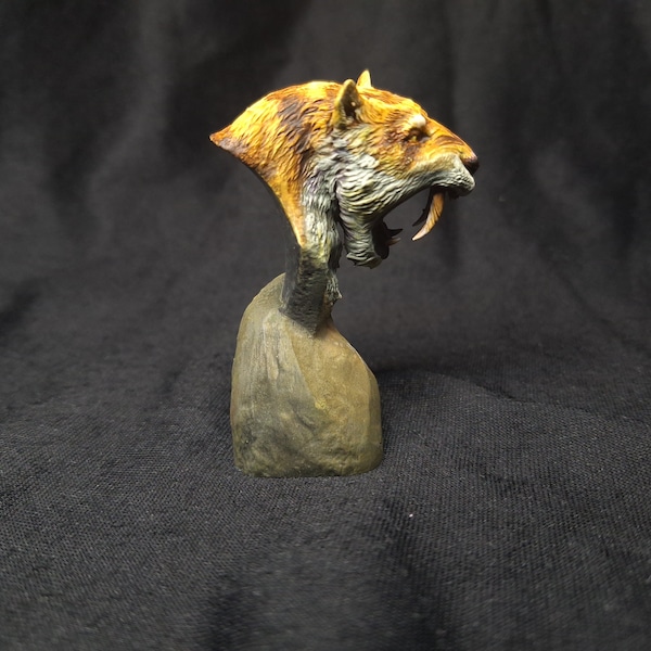 Painted Smilodon -  Dino and Dog - 72 mm scale