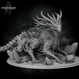 8K Basilisk King - Stormborn Collectibles - Role playing DnD miniature