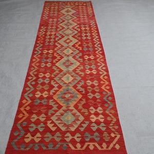 Gorgeous Reddish Geometric Design Kilim - Afghan Flatweave Maimana Runner Kilim - 2&#39;9 x 9&#39;8 ft Runner Wool Kilim - Rug For Hallway, Stairway