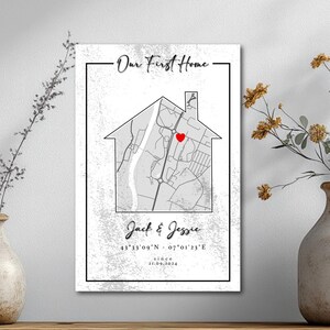 Toile Notre première maison personnalisée, carte personnalisée de la nouvelle maison, cadeau pour jeunes mariés, cadeau de clôture, impression de carte pour agent immobilier, cadeau de fiançailles ou d'anniversaire