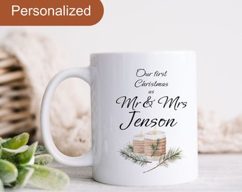 Unsere erste Weihnachtskaffeetasse, personalisiertes Mr & Mrs Hochzeitsgeschenk, benutzerdefinierte Paare verheiratet Becher, Liebesgeschenk, Geschenk für Mann und Frau