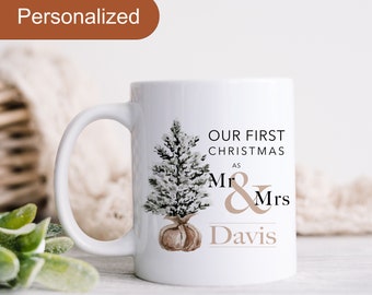 Unsere erste Weihnachtskaffeetasse, personalisiertes Mr & Mrs Hochzeitsgeschenk, benutzerdefinierte Paare verheiratet Becher, Liebesgeschenk, Geschenk für Mann und Frau
