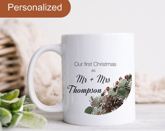 Unsere erste Weihnachtskaffeetasse, personalisiertes Mr & Mrs Hochzeitsgeschenk, benutzerdefinierte Paare verheiratet Becher, Liebesgeschenk, Geschenk für Mann und Frau