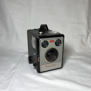 Kodak Brownie Model 1 Vintage Box camera