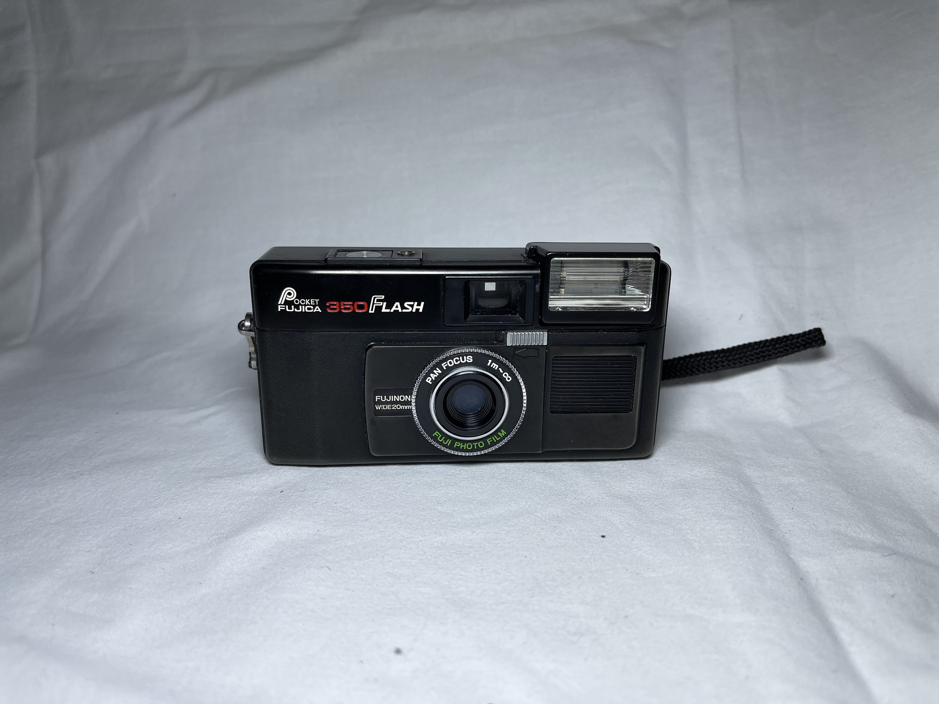 Pocket Fujica 350 Flash Vintage 110 Camera UK