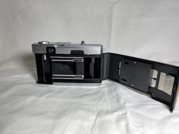 Olympus Trip 35 Iconic Vintage Camera for 35mm Film - Etsy