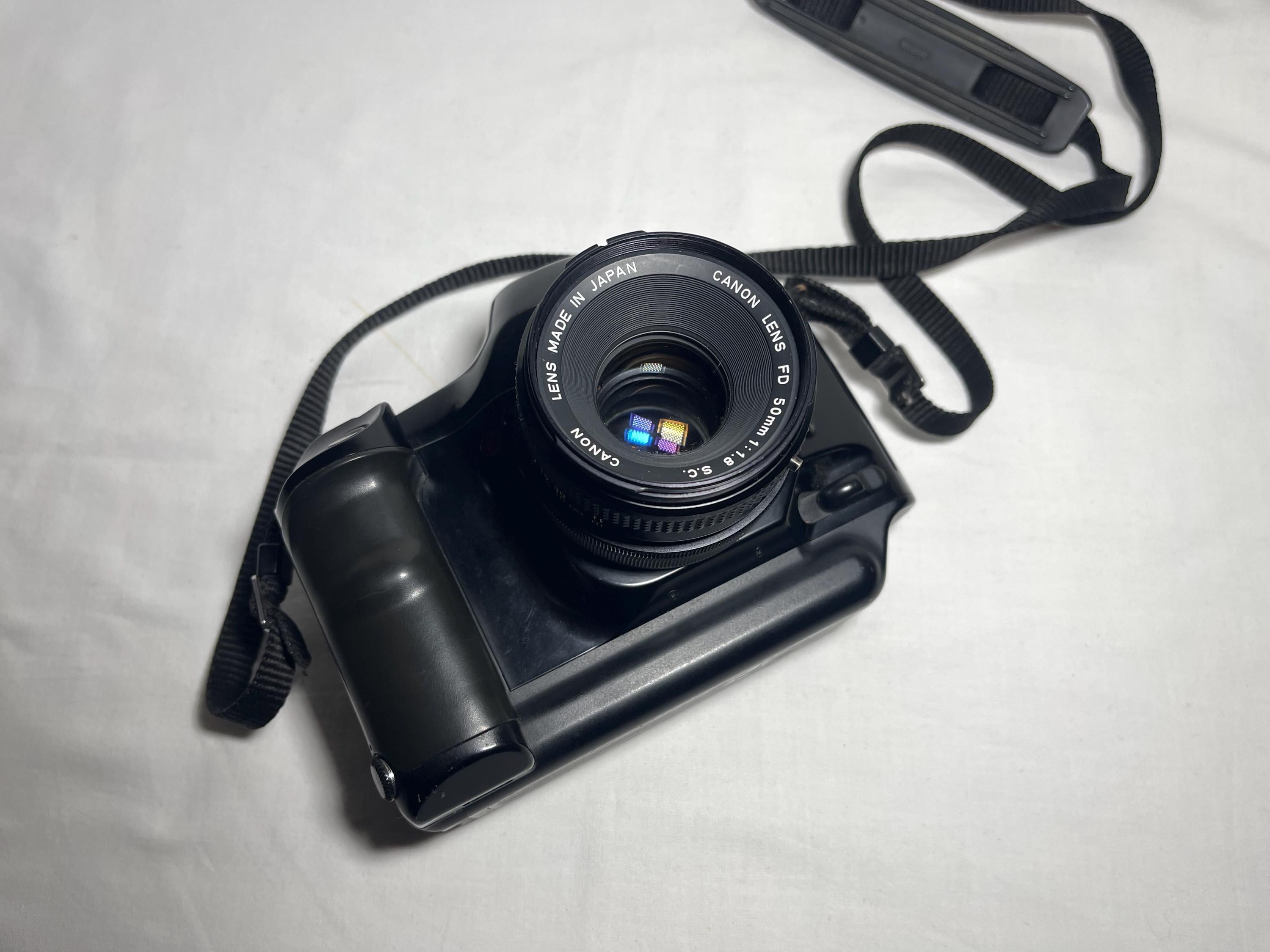 Canon T90 FDn 24mm f/2.8 + FDn 50mm f/1.4 - a photo on