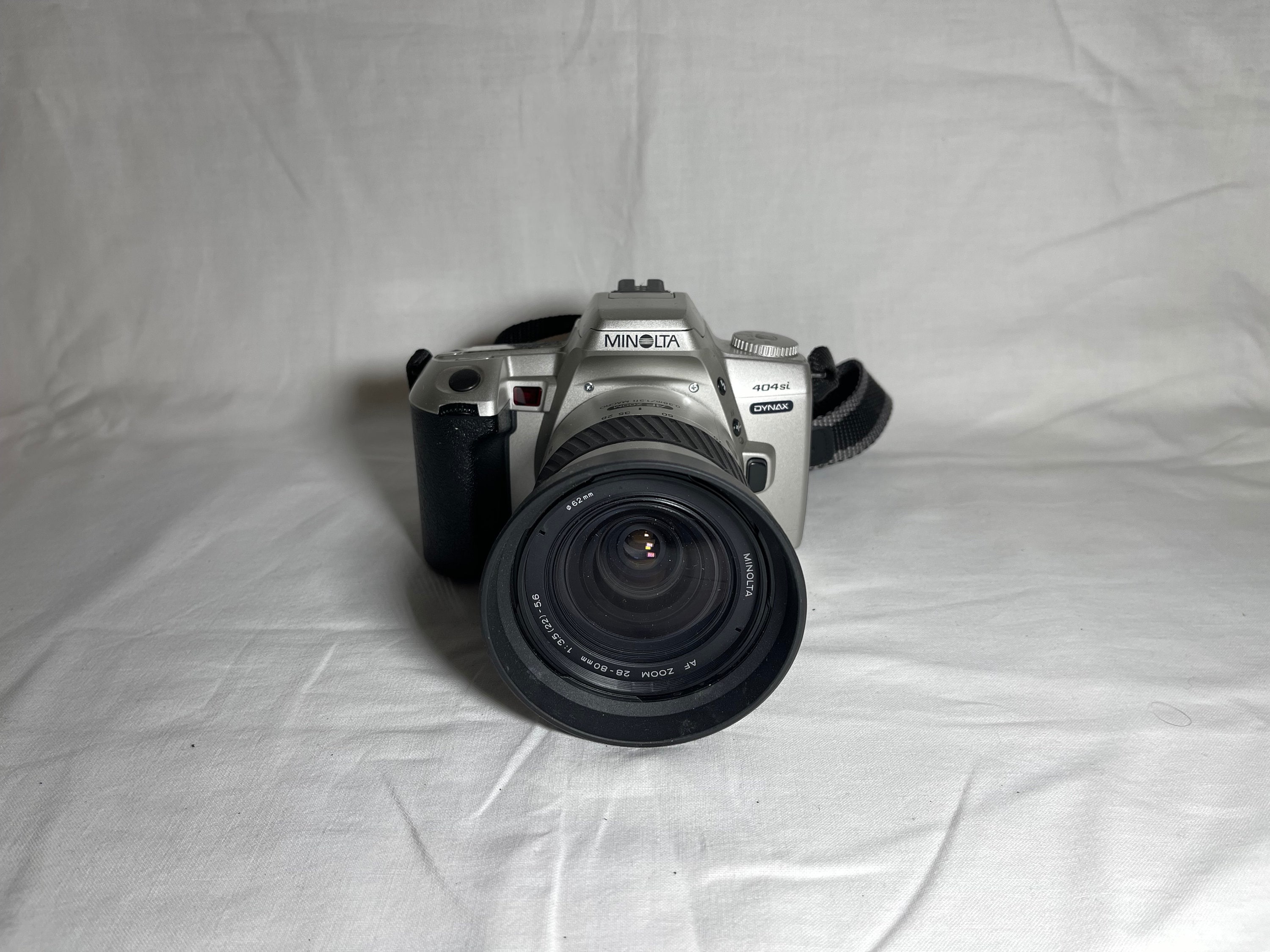 Appareil Photo Argentique Minolta 404 SI Dynax - Occasion Argenté, Fonctionnel