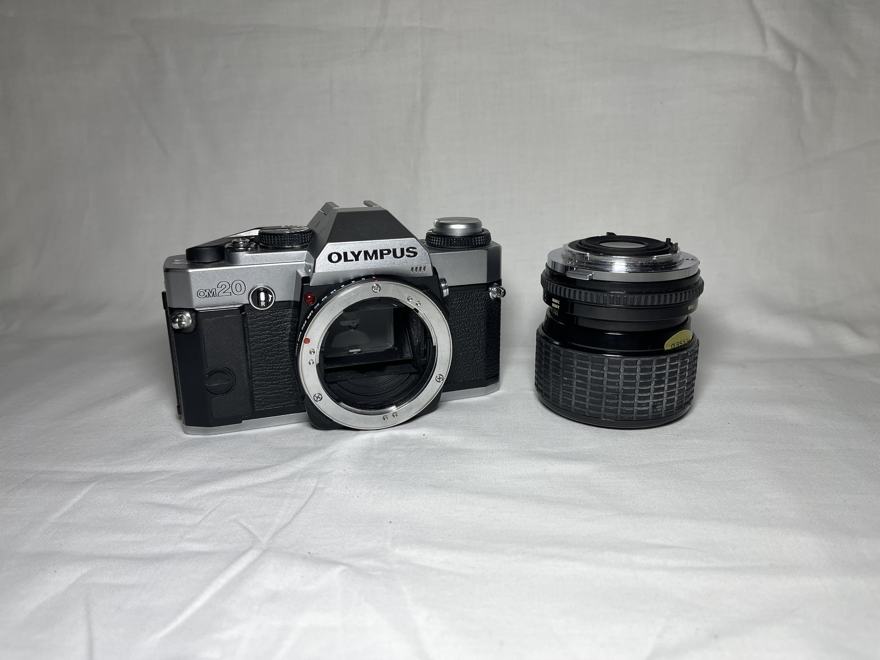Olympus OM20 W/ Sigma Zoom Master 35-70mm Vintage Slr for