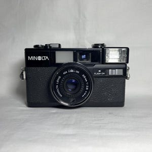 Minolta Hi-Matic S2 Vintage 80’s Point And Shoot