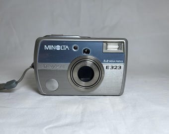 Konica Minolta Dimage X1 Silver 8.0MP Digital Compact Camera