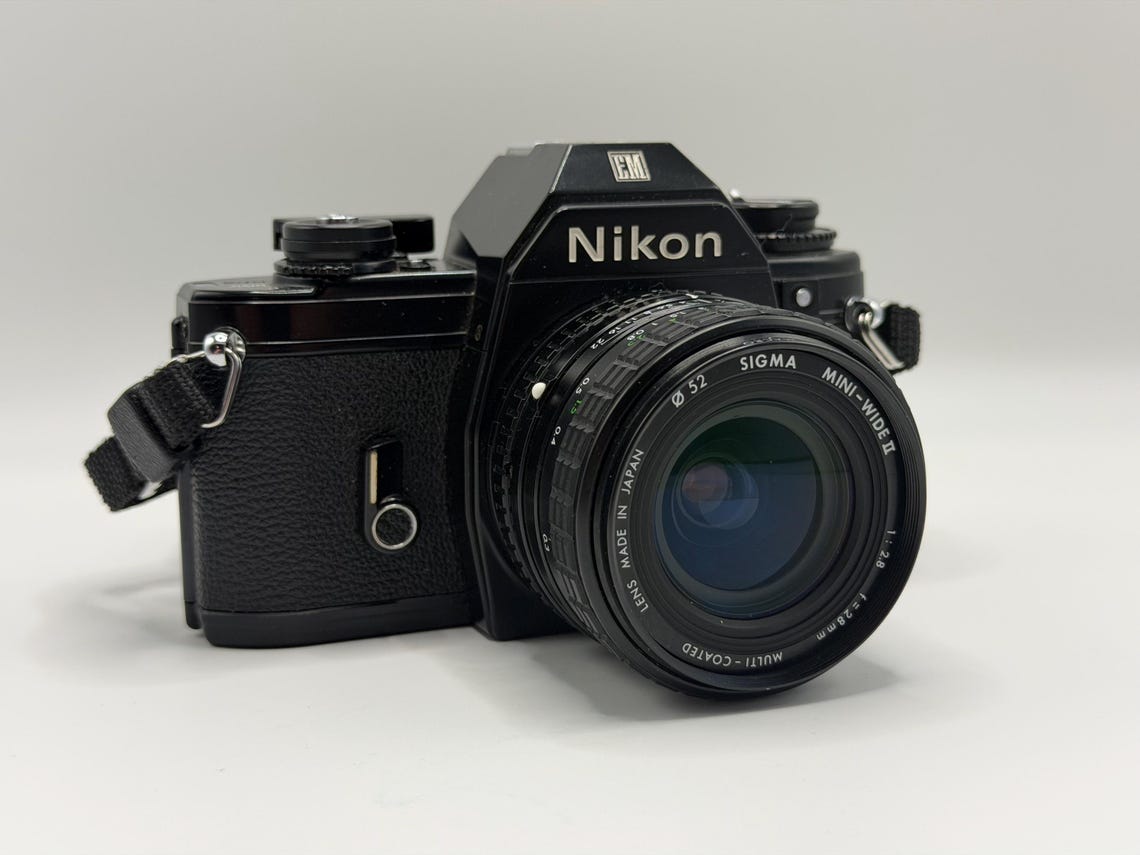 Nikon EM, foto 1 di 5