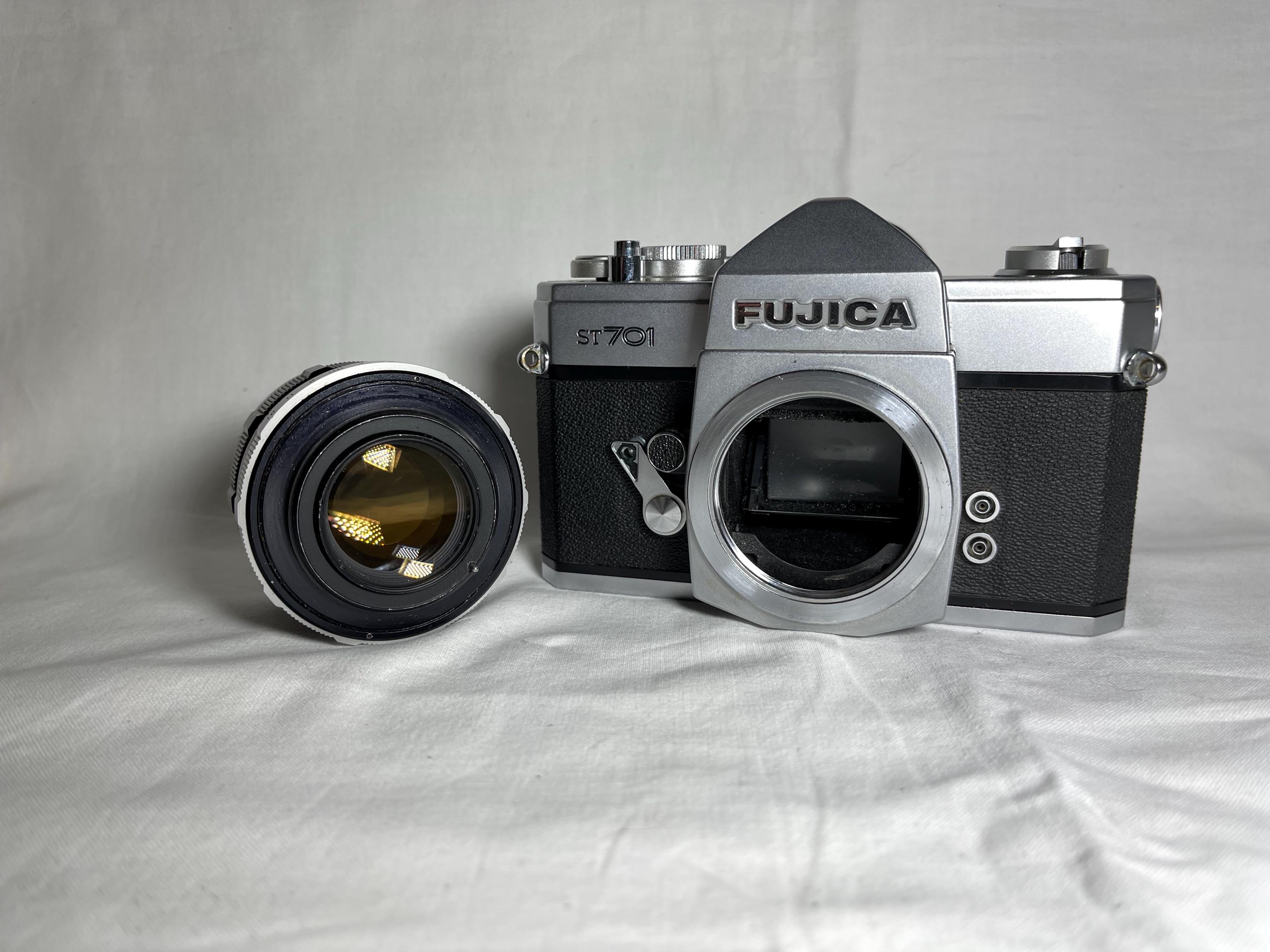 Fujica ST701 Fujinon 55mm F1.8 Fujifilm SLR Camera