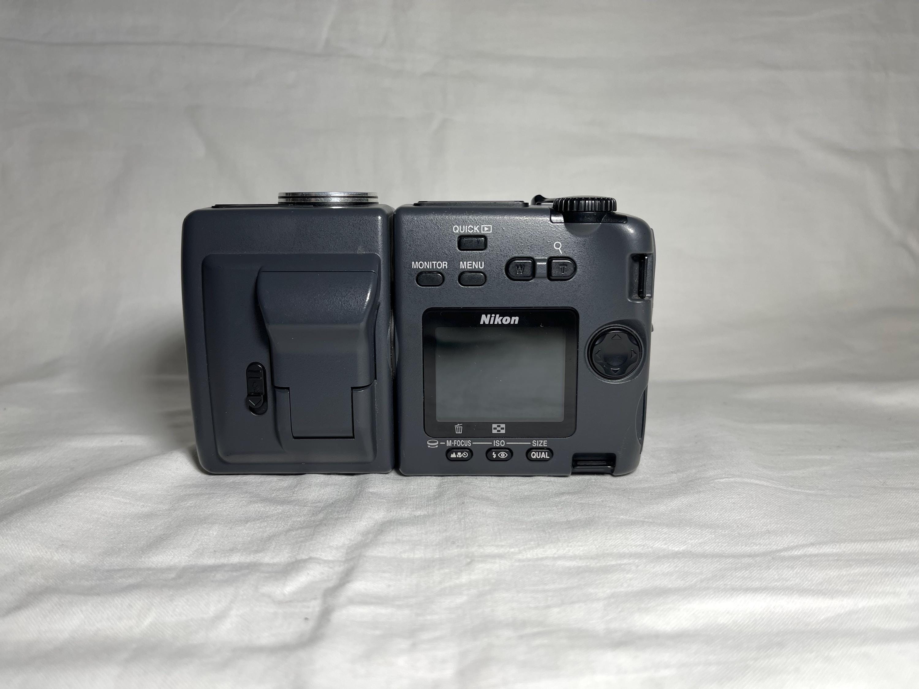 Nikon Coolpix 995 Vintage Digital Camera - Etsy