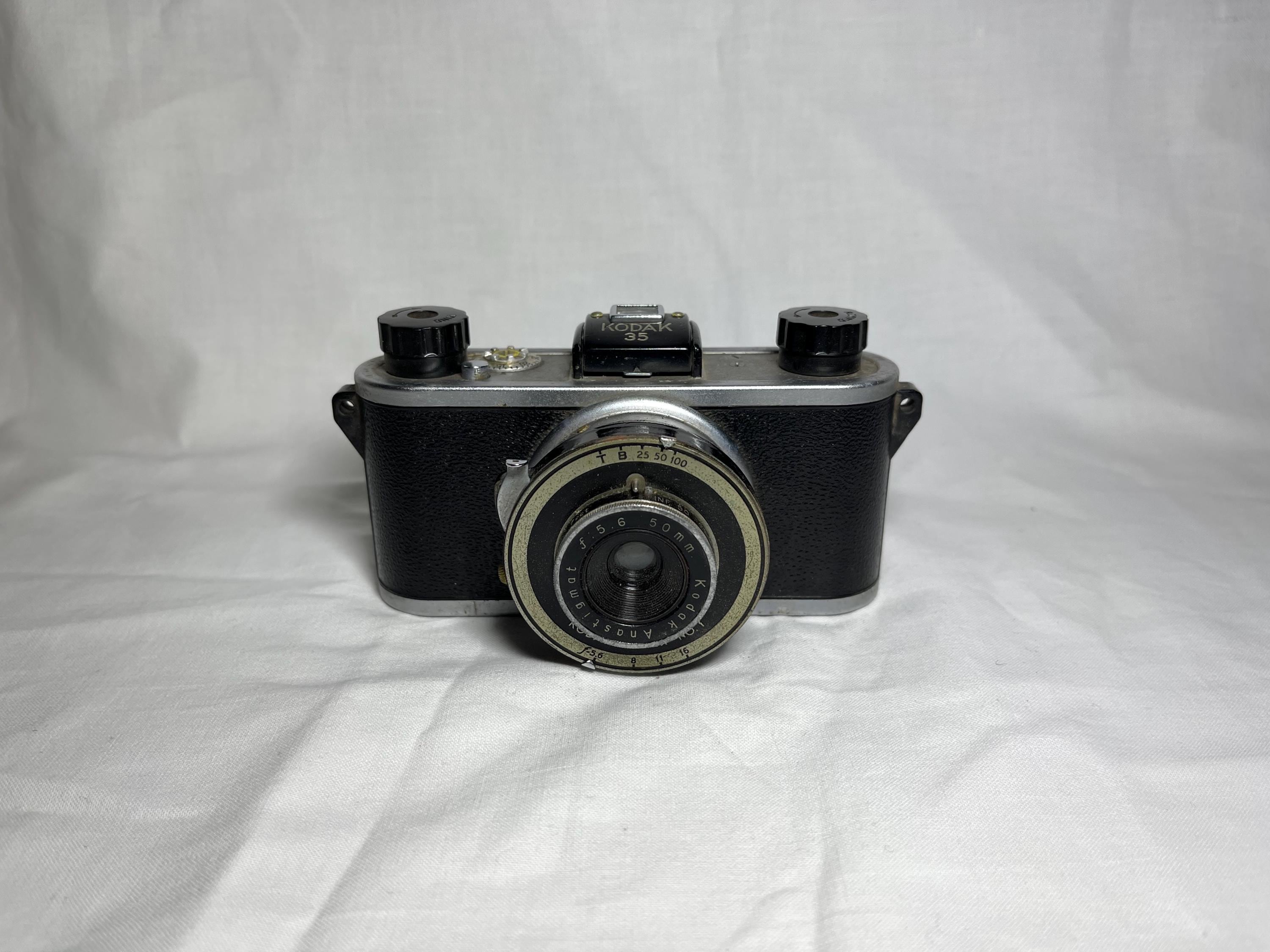 装飾用または修理用のアンティークカメラ | 混合形式 | 在庫状況は