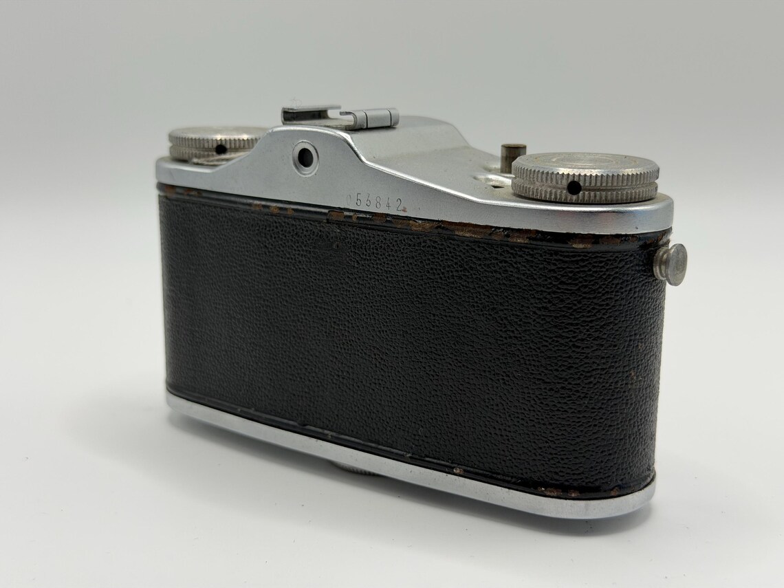 Finetta IV vintage compact camera for 35mm film, foto 4 di 5