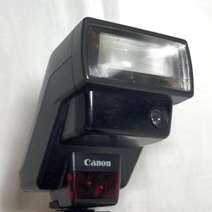 Canon Speedlite 300 EZ vintage flash unit for Canon EOS system cameras