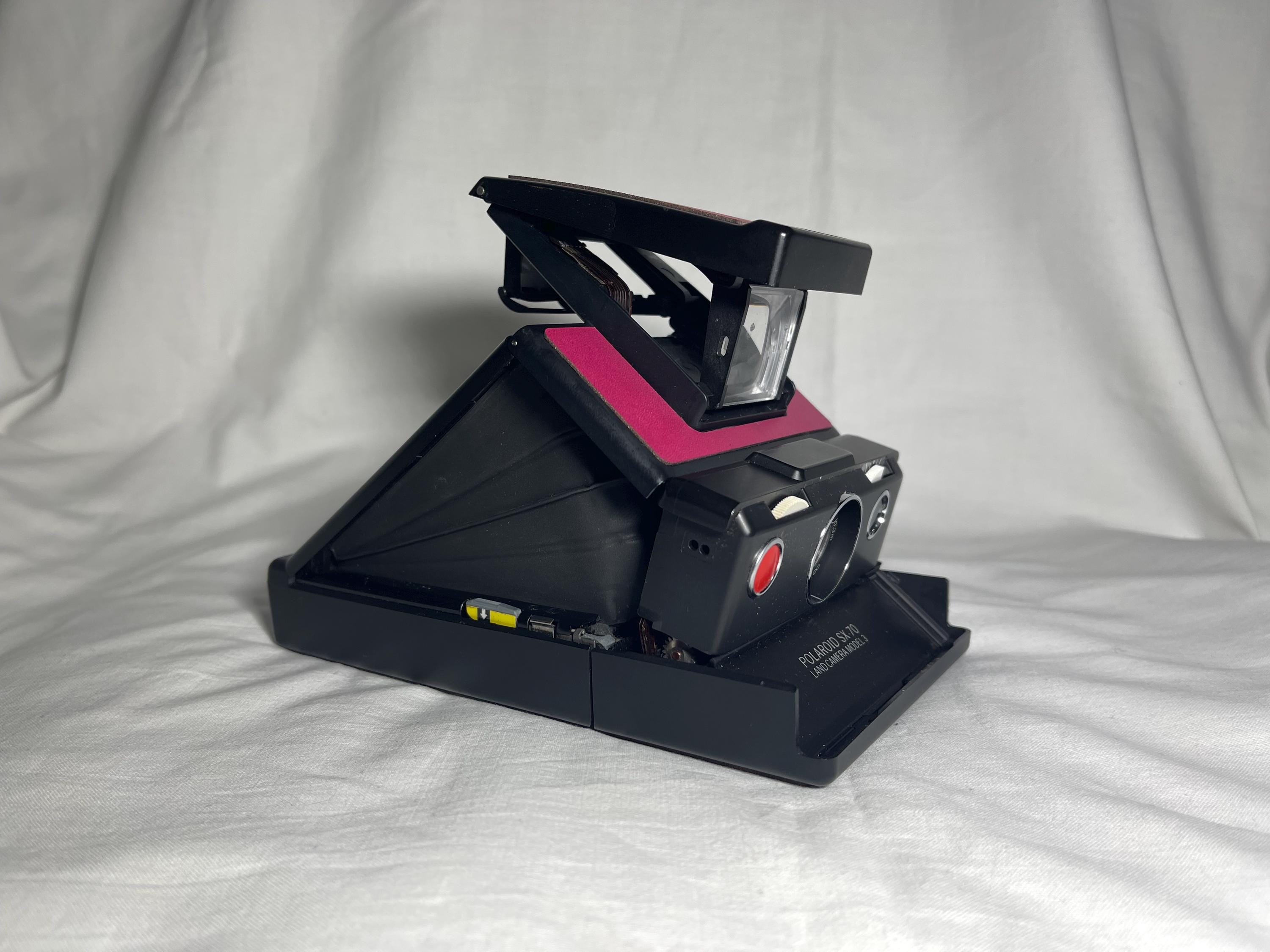 Polaroid SX-70 Model 3 Vintage 70's Folding Instant Camera - Etsy