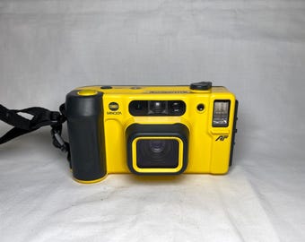 Vintage Minolta Dual 35 Weathermatic Underwater Point and