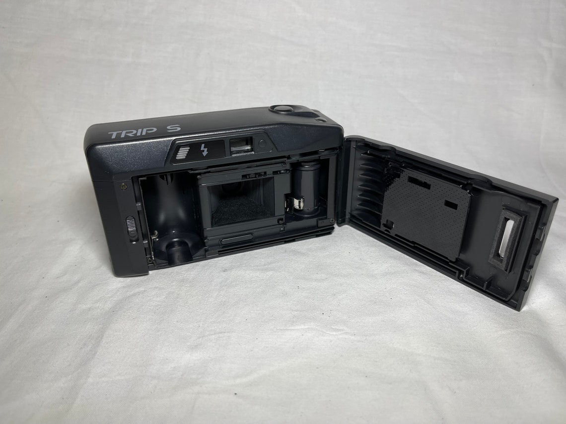 Olympus Trip S vintage point and shoot camera for 35mm film, foto 4 di 5