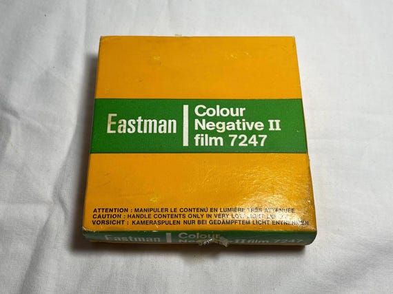 KODAK Eastman 16㎜ 7247 フィルム コダック カラーネガティブ2フィルム 7247 30m-100フィート 期限切れ