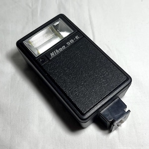 Nikon FE + Nikon SB-E フラッシュ Nikon SB-E with Zfc : r/Nikon