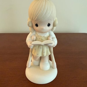 Precious Moments Enesco Figurka „On chodzi ze mną”