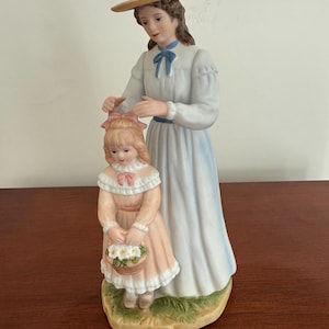 Vintage Homco #1478 Mother and Daughter Figurine