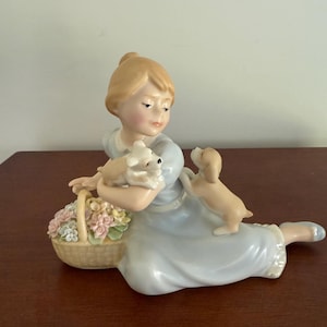 Lenox ”Blumenmädchen Blau” Figur