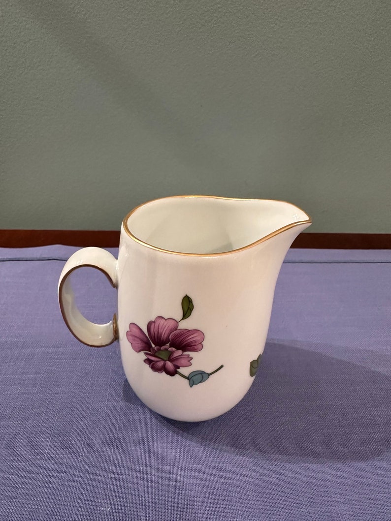 Royal Worcester Astley Porcelain floral Pitcher Creamer. zdjęcie 3