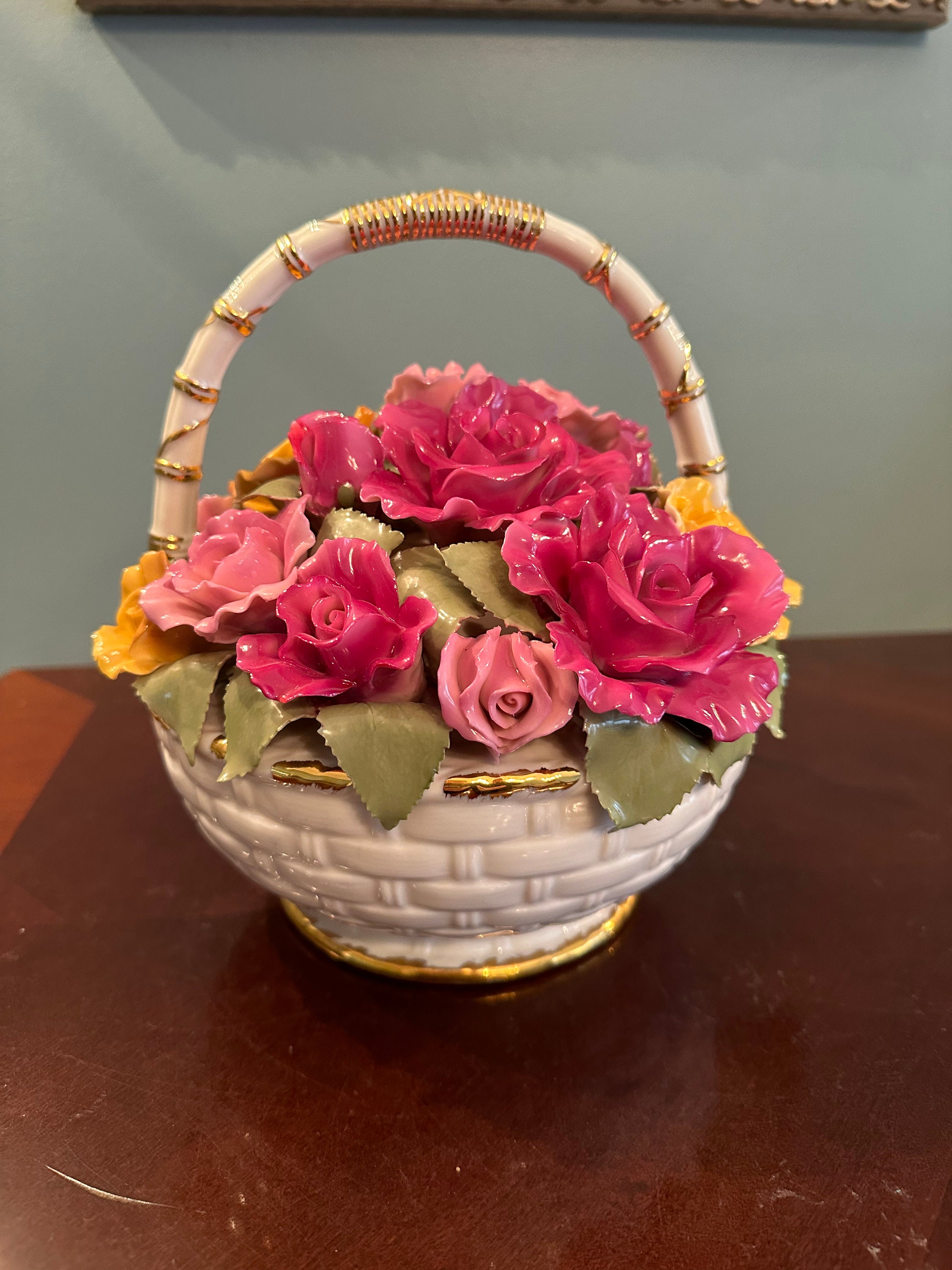 Royal Albert Old Country Roses Flowers Music Basket Bouquet
