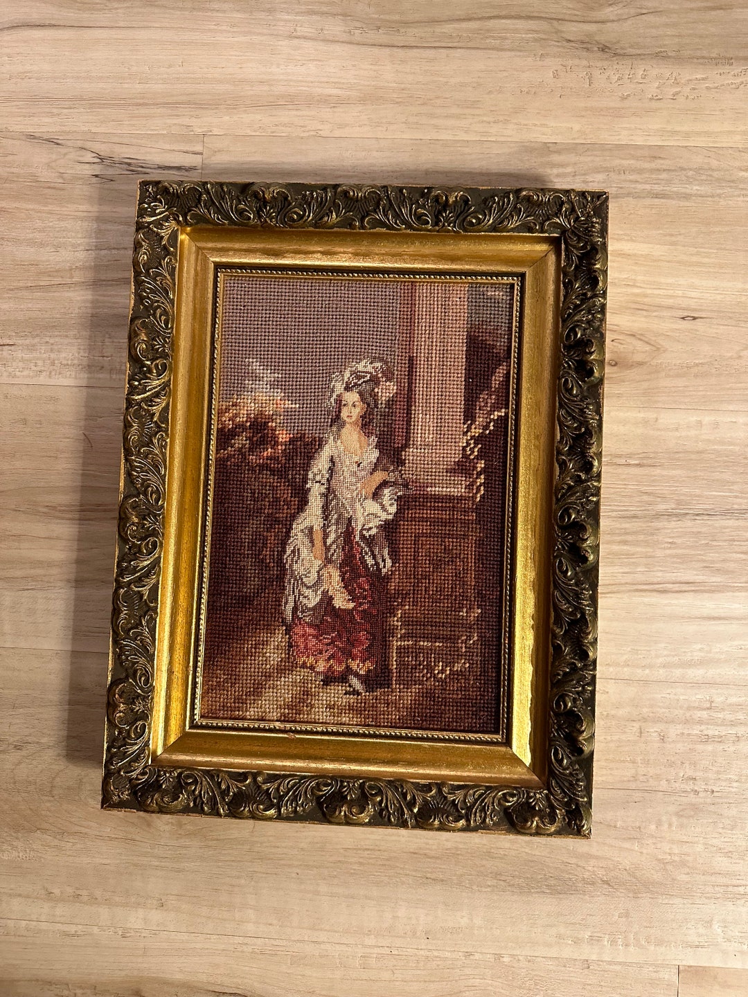 ヨーロッパアート　額縁セット　NEEDLEPOINT Vintage Vintage French Needlepoint Frame. - Etsy
