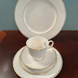 Couverts Lenox Federal Gold, 5 pièces