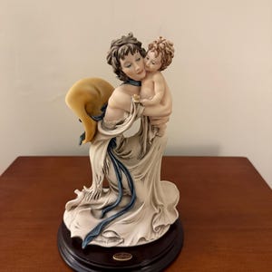 Giuseppe Armani Florence “ Baby Mine” #1580C Figurine