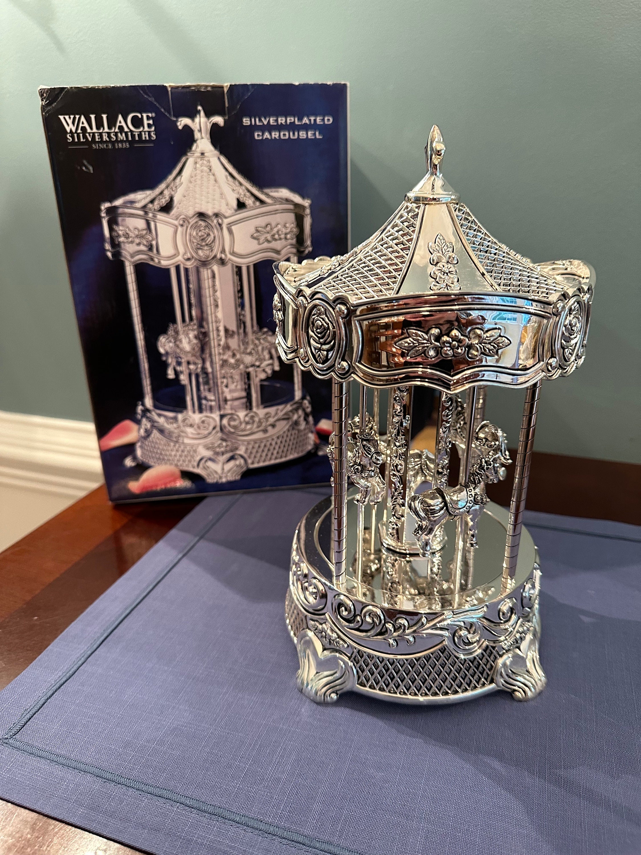 Vintage Wallace Silversmiths Silverplated Carousel Music Box. - Etsy