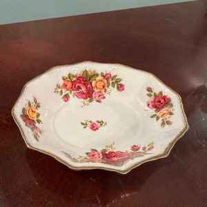 Cottage Rose porcelain Candy dish.Bone China.